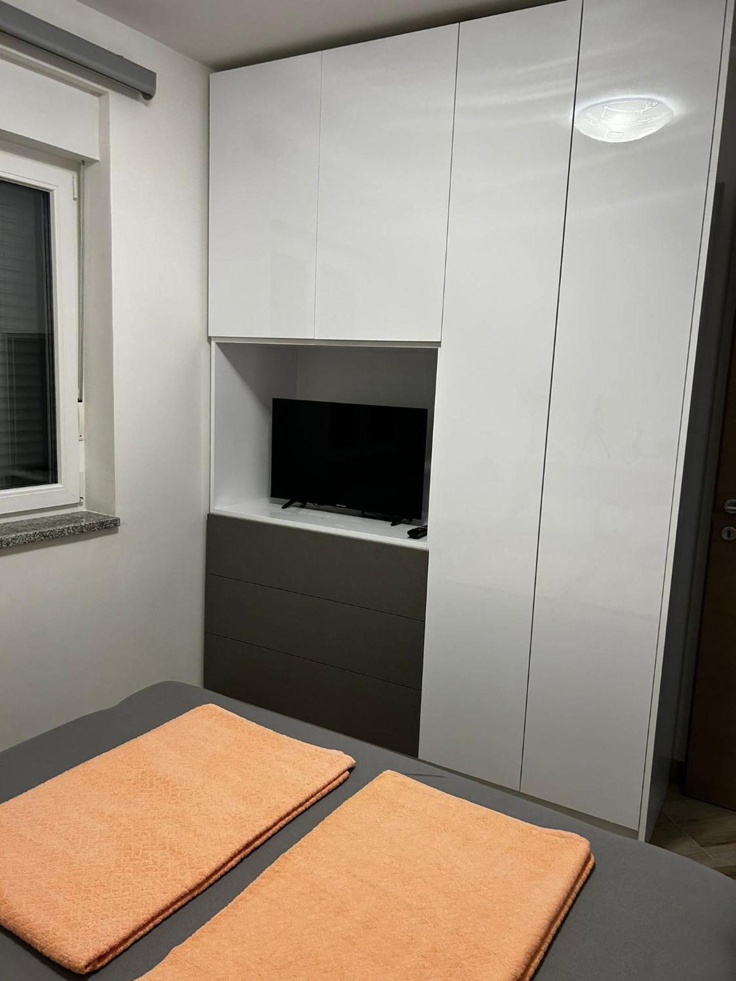 Apartmani Jedro Šilo Екстериор снимка