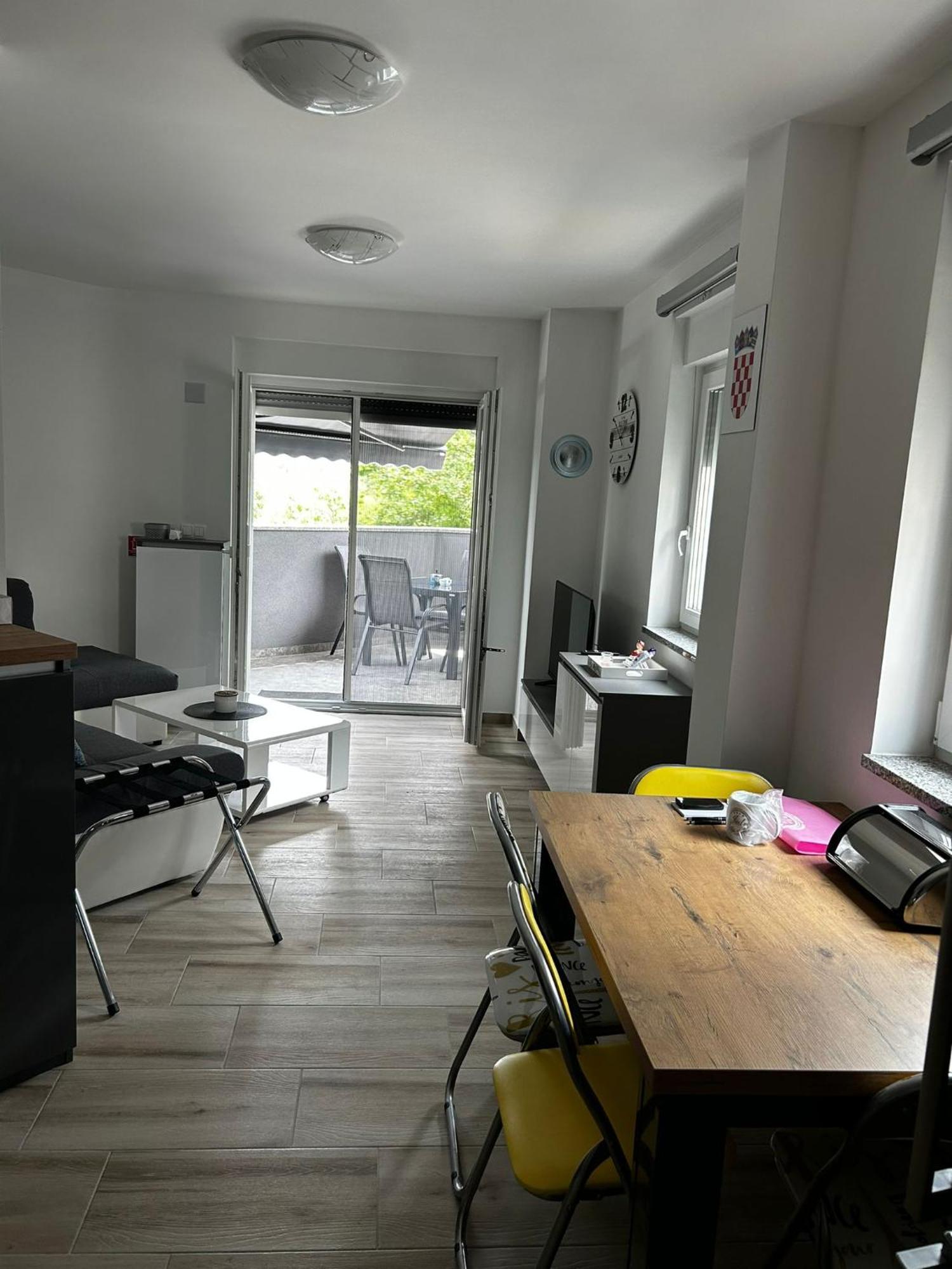 Apartmani Jedro Šilo Екстериор снимка
