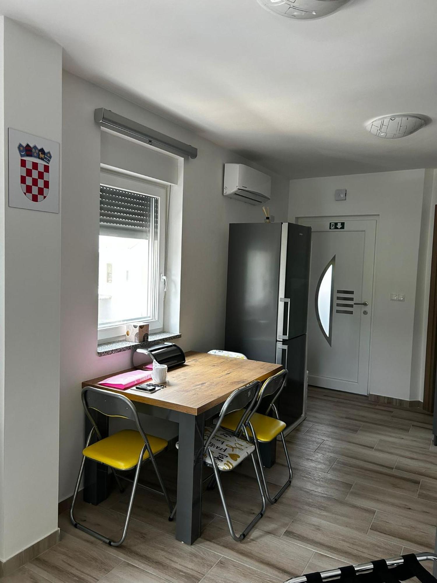 Apartmani Jedro Šilo Екстериор снимка