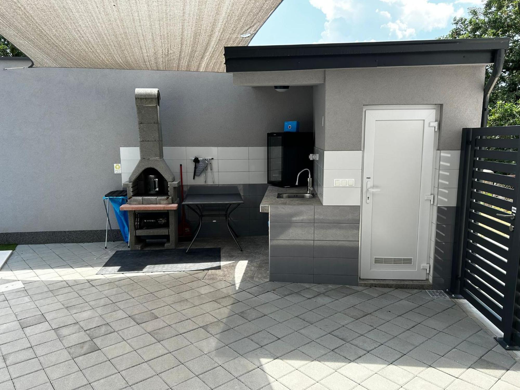 Apartmani Jedro Šilo Екстериор снимка